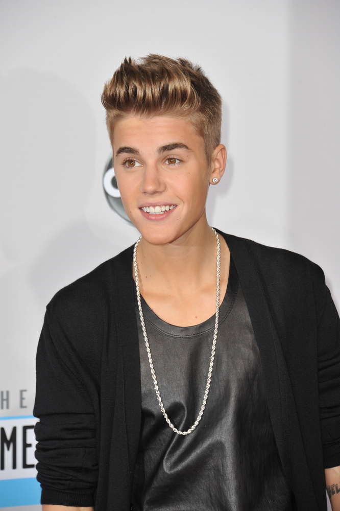 Justin Bieber Shocks with Huge Donation to amfAR in Cannes
