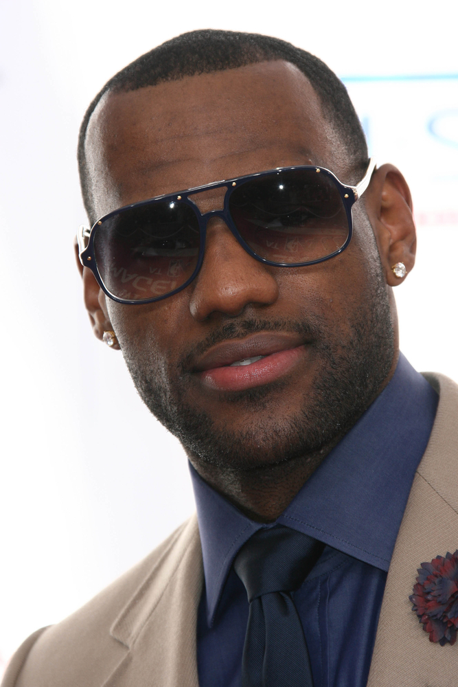 LeBron James Accepts Philanthropy Award from Greater Akron Chamber of Commerce