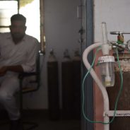A Man in India is Buying Oxygen Tanks and Giving Them Away